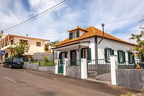 Casinha da Achada by Atlantic Holiday