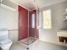 Sunny Side by Atlantic Holiday