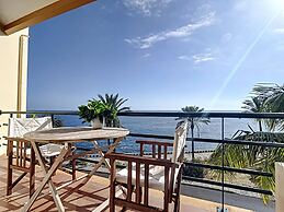 Sunny Side by Atlantic Holiday