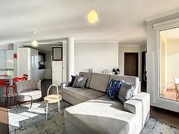 Sunny Side by Atlantic Holiday