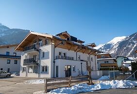 Falken Suites ONE With Garden