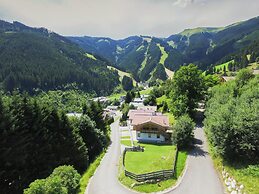 Seventeen Schmittental Near ski Lift