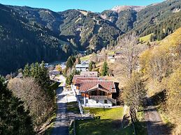 Seventeen Schmittental Near ski Lift