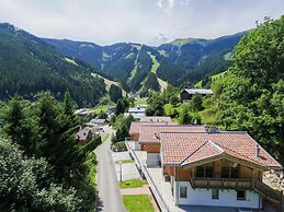 Seventeen Schmittental Near ski Lift