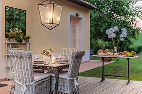 Bassotta Cottage a Charming Fairytale