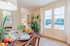 Bassotta Cottage a Charming Fairytale