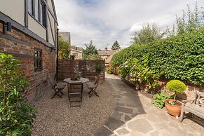 Stunning 2 Bed Cotswold Cottage Winchcombe