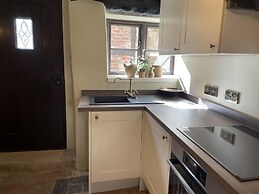 Stunning 2 Bed Cotswold Cottage Winchcombe