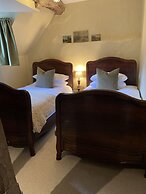 Stunning 2 Bed Cotswold Cottage Winchcombe