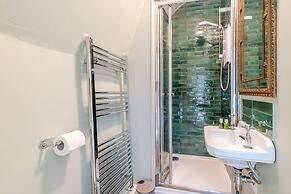 Stunning 2 Bed Cotswold Cottage Winchcombe