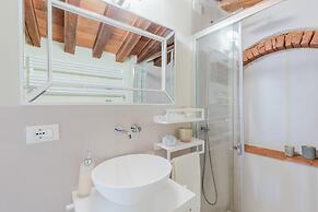 Casa Lucky a Modern Lucca Penthouse