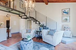 Casa Lucky a Modern Lucca Penthouse