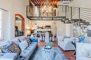 Casa Lucky a Modern Lucca Penthouse