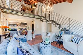 Casa Lucky a Modern Lucca Penthouse