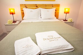 Dii Beach House