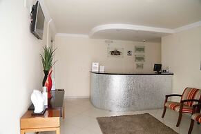 Hotel Monterei