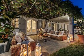 Villa Noa a Private Retreat With View