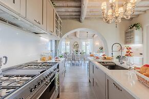 Villa Noa a Private Retreat With View