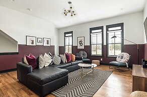 Linda by Avantstay Lovely 4BR Condo in Heart of Nashville