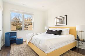 Hart Suite 8 by Avantstay Gorgeous Town House w/ Modern Amenities in N