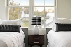Hart Suite 10 by Avantstay Gorgeous Town House w/ Modern Amenities in 