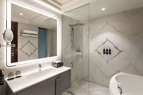 Wyndham Grand Doha West Bay Beach