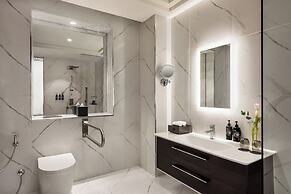 Wyndham Grand Doha West Bay Beach