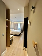 Holiday Inn Express Madrid Airport by IHG