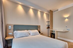 Holiday Inn Express Madrid Airport by IHG