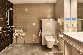 Holiday Inn Express Madrid Airport by IHG