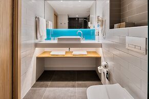 Holiday Inn Express Madrid Airport by IHG