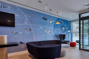 Holiday Inn Express Madrid Airport by IHG