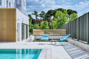 Holiday Inn Express Madrid Airport by IHG