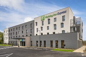 Holiday Inn Express Marne La Vallee Val D Europe by IHG