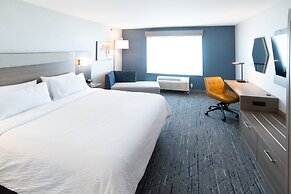 Holiday Inn Express and Suites Moose Jaw, an IHG Hotel