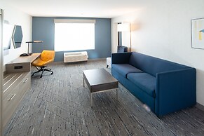 Holiday Inn Express and Suites Moose Jaw by IHG