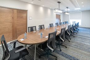 Holiday Inn Express and Suites Moose Jaw by IHG