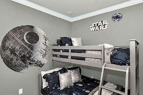 New Decor With Mickey, Nemo, Tinkerbell & Star Wars Rooms! Private Poo