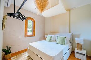 Lemon Garden Room Standard