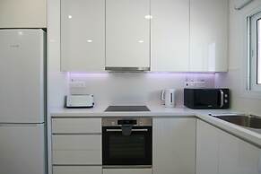 Phaedrus Living: Seaview Luxury Flat Limnaria 114