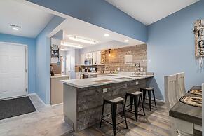 Gathering Place at the Foothills Near Parks!