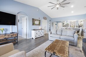 Gathering Place at the Foothills Near Parks!