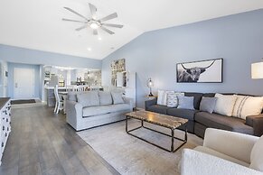 Gathering Place at the Foothills Near Parks!