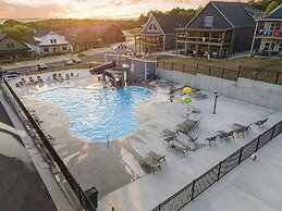 Ingallview at Branson Cove - Indoor Pool