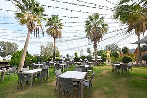 White Country Villages Hotel