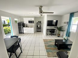 Delight Retreat Apt 4 Min Walk to Beach