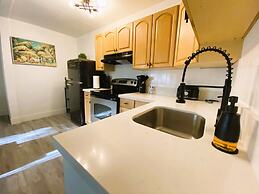 Delight Retreat Apt 4 Min Walk to Beach