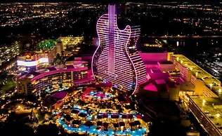 Delight Retreat Apt 4 Min Walk to Beach