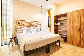 Luxury 2 Bedroom Suite Private Pool TL01