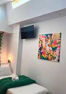 Naval Guest House & Bistrô